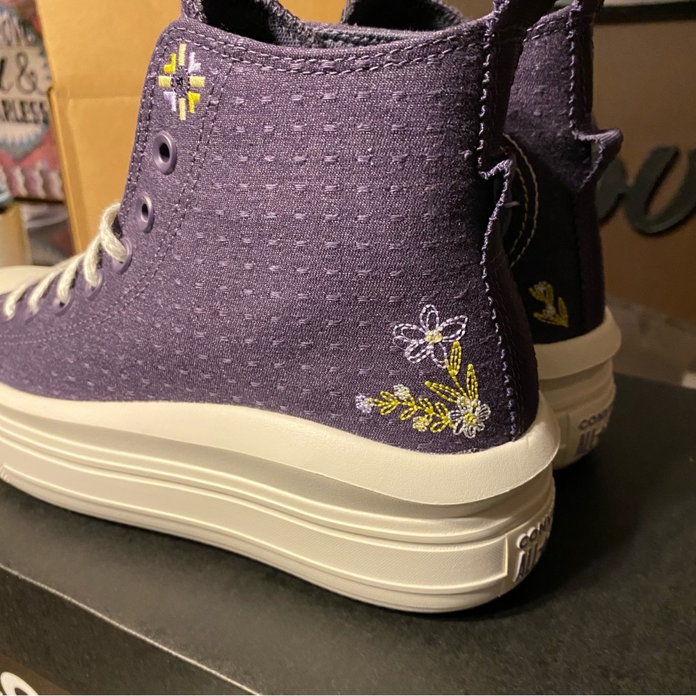 NWT Converse High Top Platform Sneakers - Picture 3 of 8